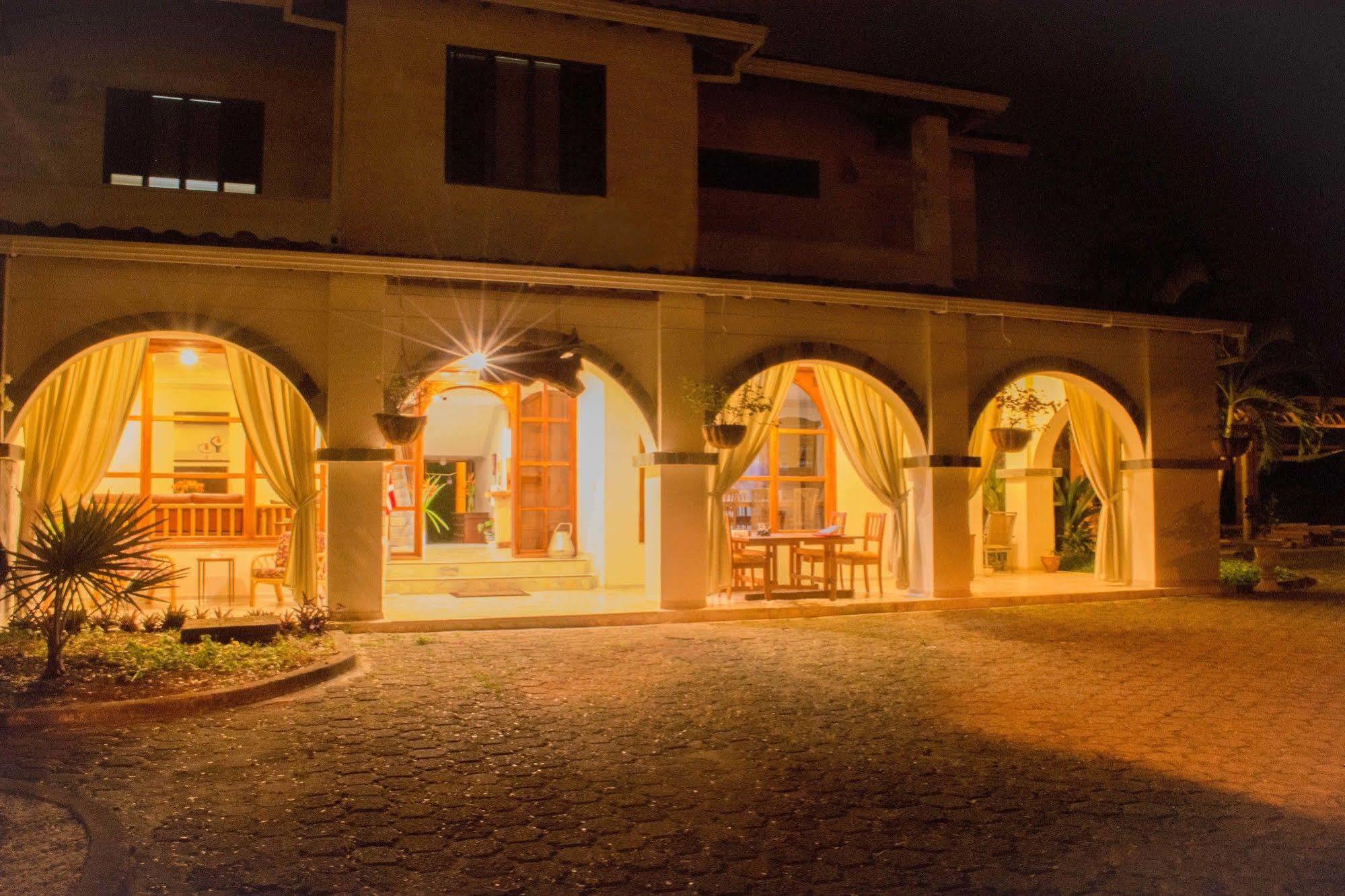 El Lugar Boutique Hotel Cerritos エクステリア 写真